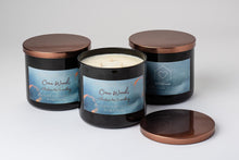 Load image into Gallery viewer, Cran Woods 20oz Candle